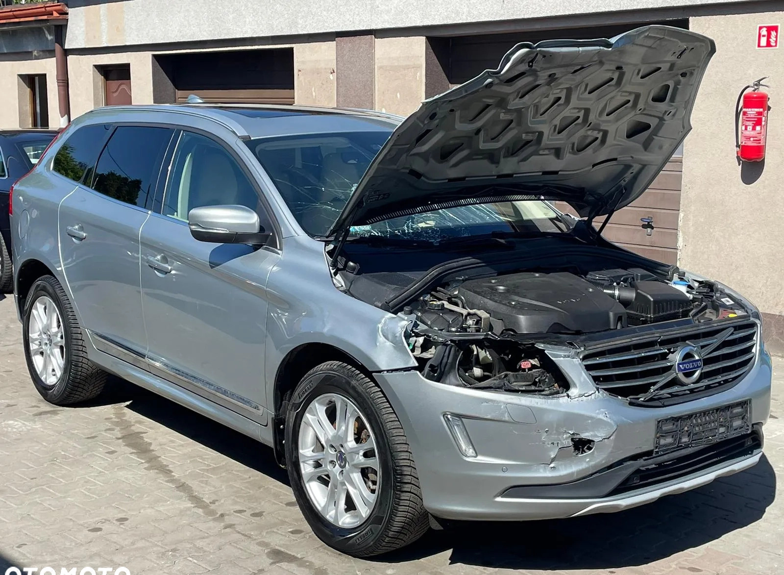 Volvo XC 60 cena 43900 przebieg: 153000, rok produkcji 2016 z Tykocin małe 191